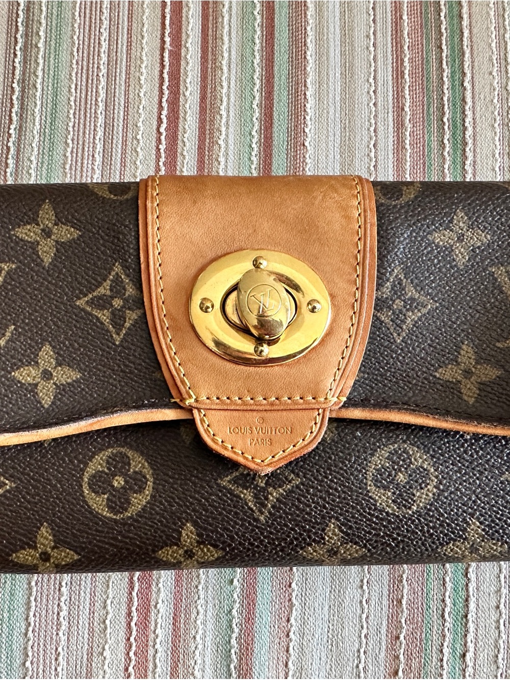 Louis Vuitton Boetie Wallet Monogram canvas Turn Lock Closure Zip Coin Pocket